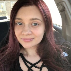 Meet your Posher, Lacey